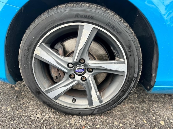 Used Volvo V40 2014 for sale - 76167229: Photo 32