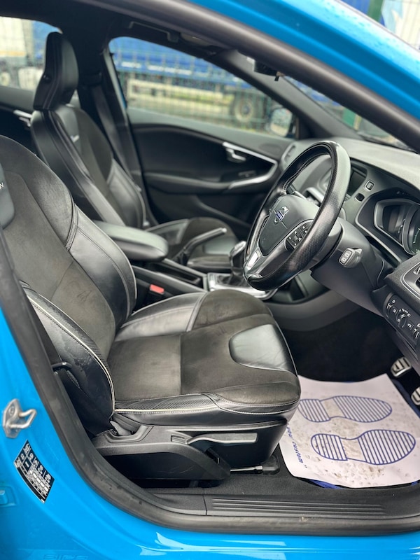 Used Volvo V40 2014 for sale - 76167229: Photo 38