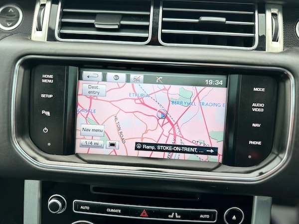 Used Land Rover Range Rover 2015 for sale - 76084032: Photo 54