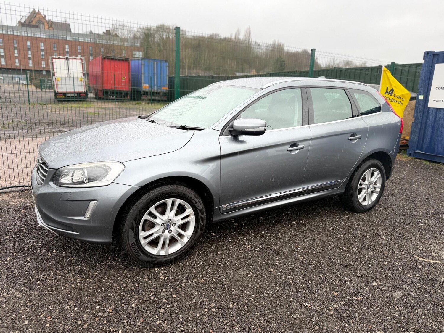 Used Volvo XC60 2015 for sale - 77908936: Photo 21