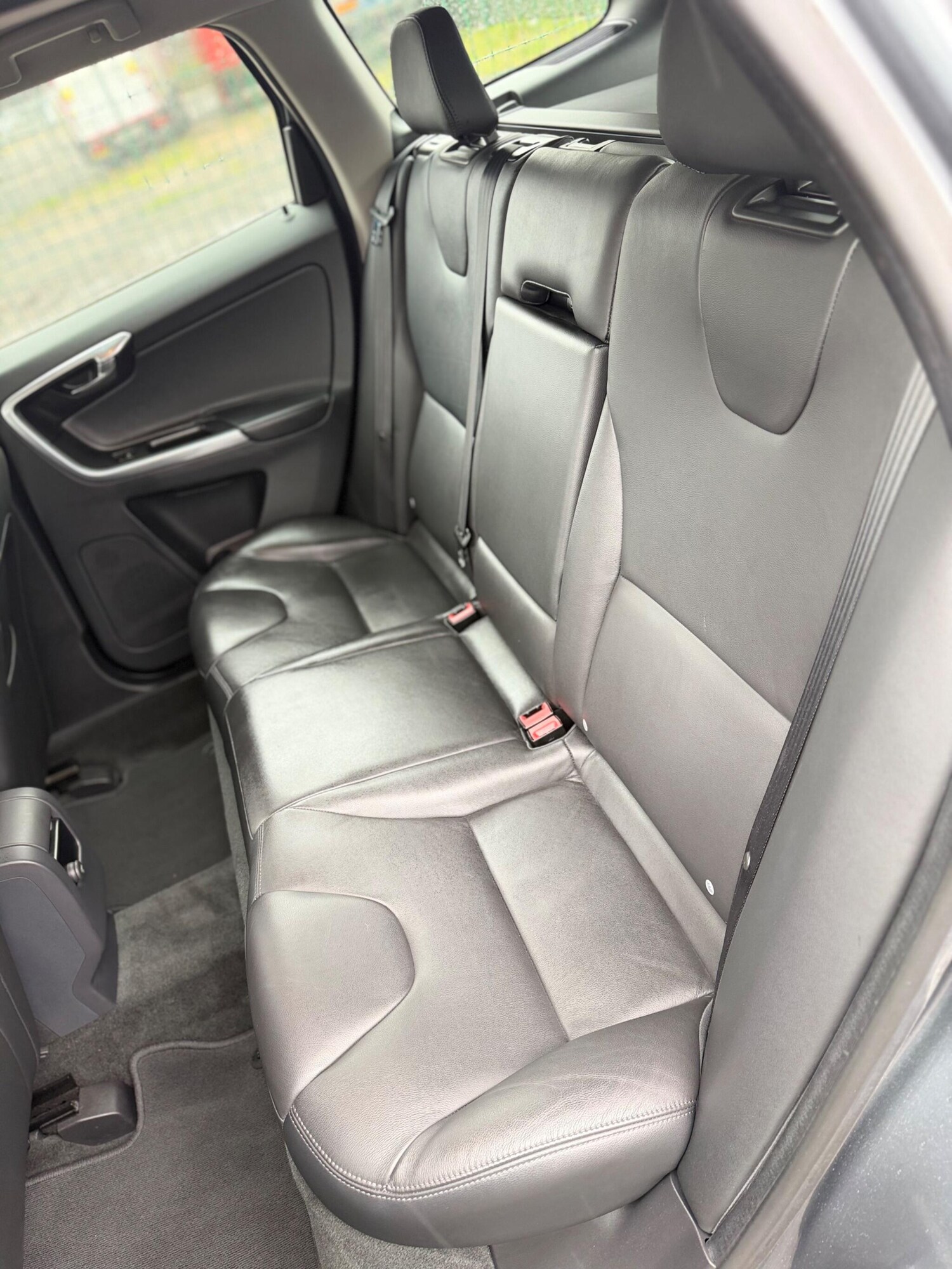 Used Volvo XC60 2015 for sale - 77908936: Photo 29