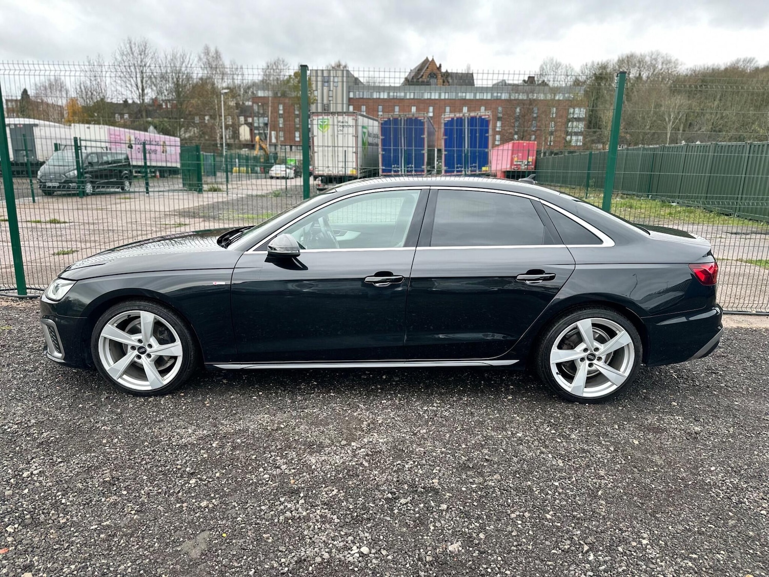 Used Audi A4 for sale - 76728342: Photo 21