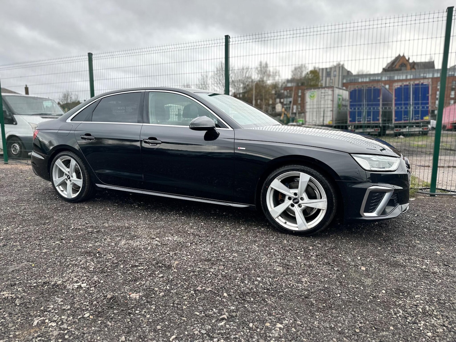 Used Audi A4 for sale - 76728342: Photo 6