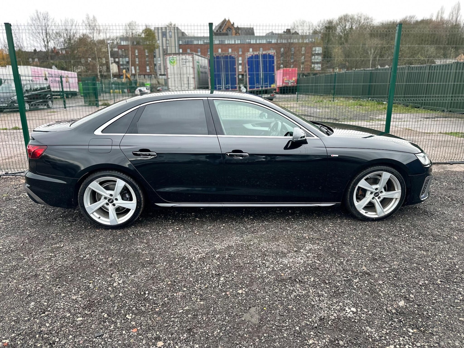 Used Audi A4 for sale - 76728342: Photo 7