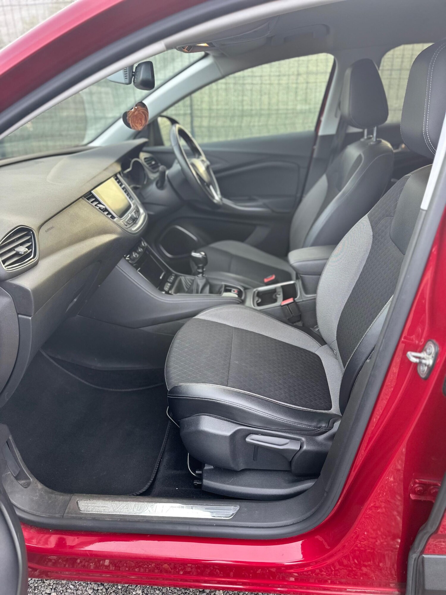 Used Vauxhall Grandland X 2018 for sale - 75990297: Photo 34