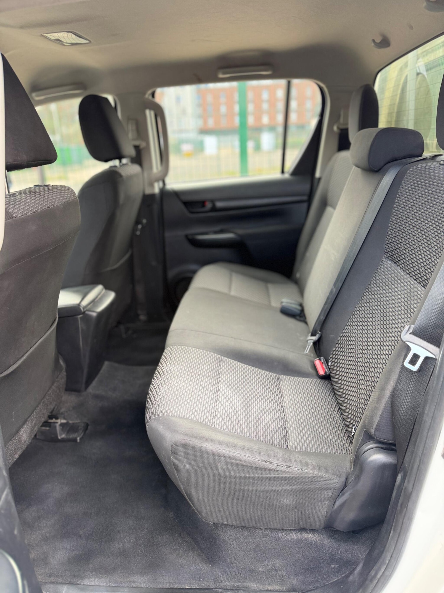 Used Toyota Hilux 2018 for sale - 78086225: Photo 29