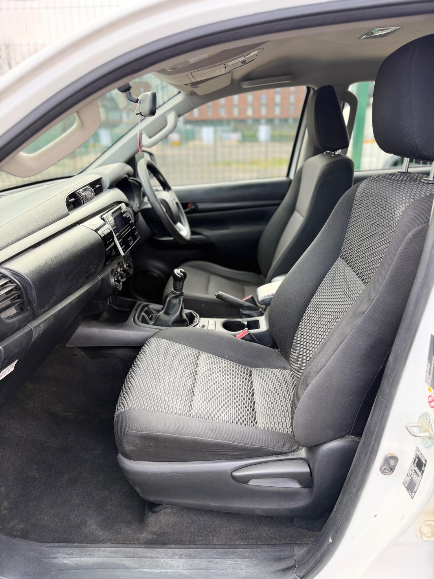 Used Toyota Hilux 2018 for sale - 78086225: Photo 34