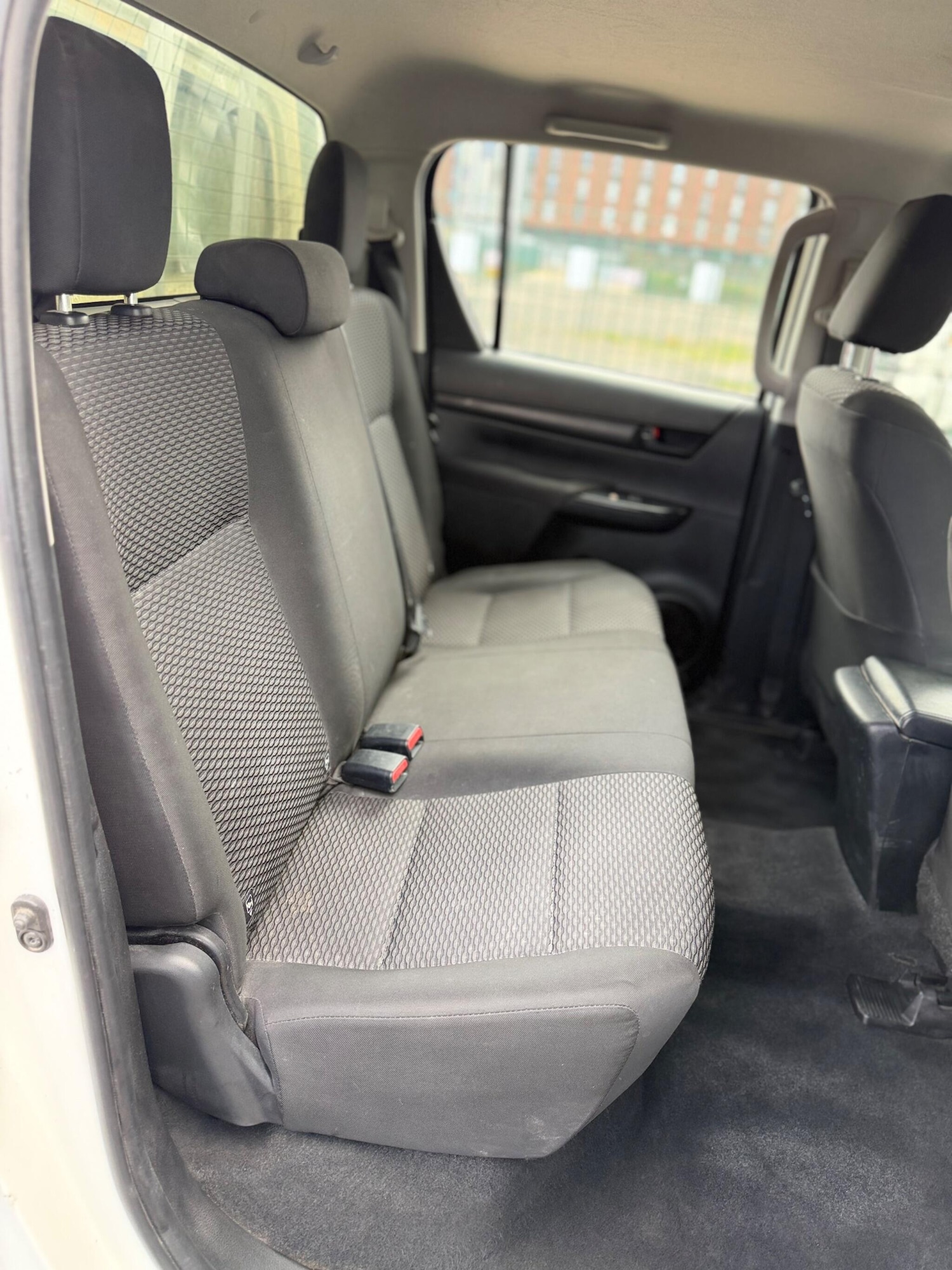 Used Toyota Hilux 2018 for sale - 78086225: Photo 38