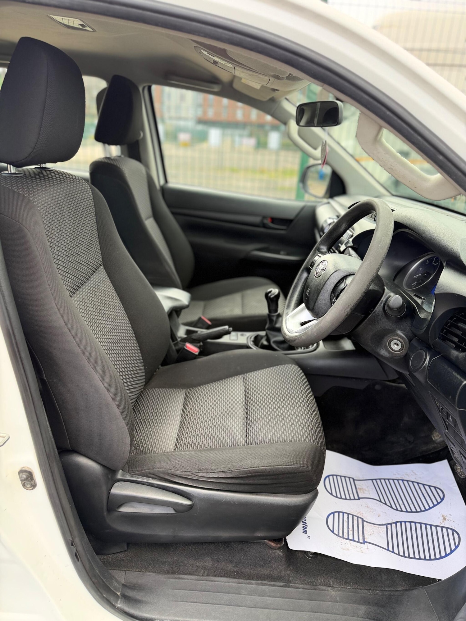 Used Toyota Hilux 2018 for sale - 78086225: Photo 43