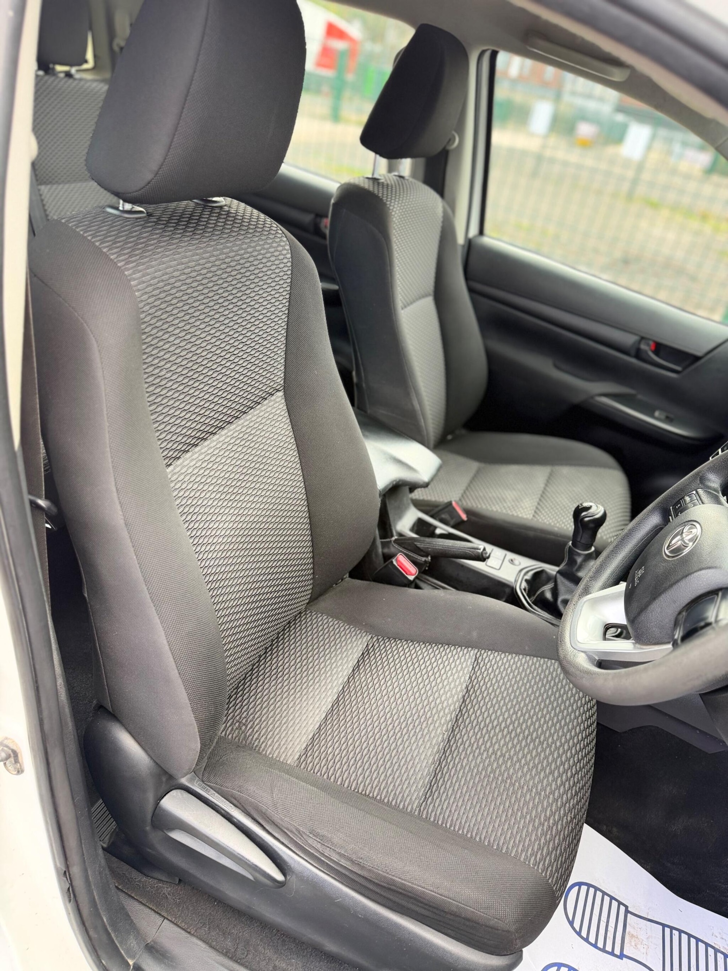 Used Toyota Hilux 2018 for sale - 78086225: Photo 44