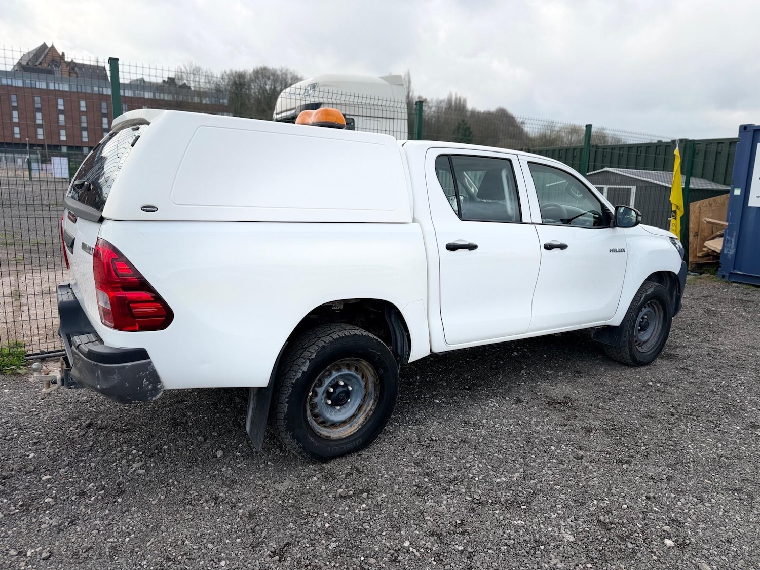 Used Toyota Hilux 2018 for sale - 78086225: Photo 9