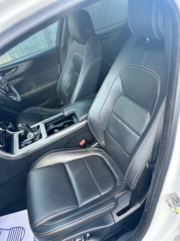 Used Jaguar XE 2019 for sale - 75387623: Photo 35