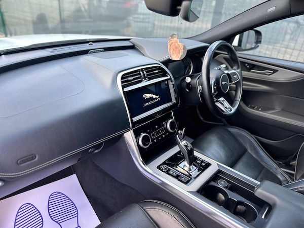 Used Jaguar XE 2019 for sale - 75387623: Photo 36