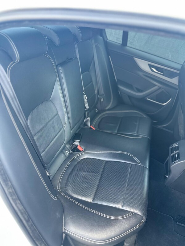 Used Jaguar XE 2019 for sale - 75387623: Photo 39
