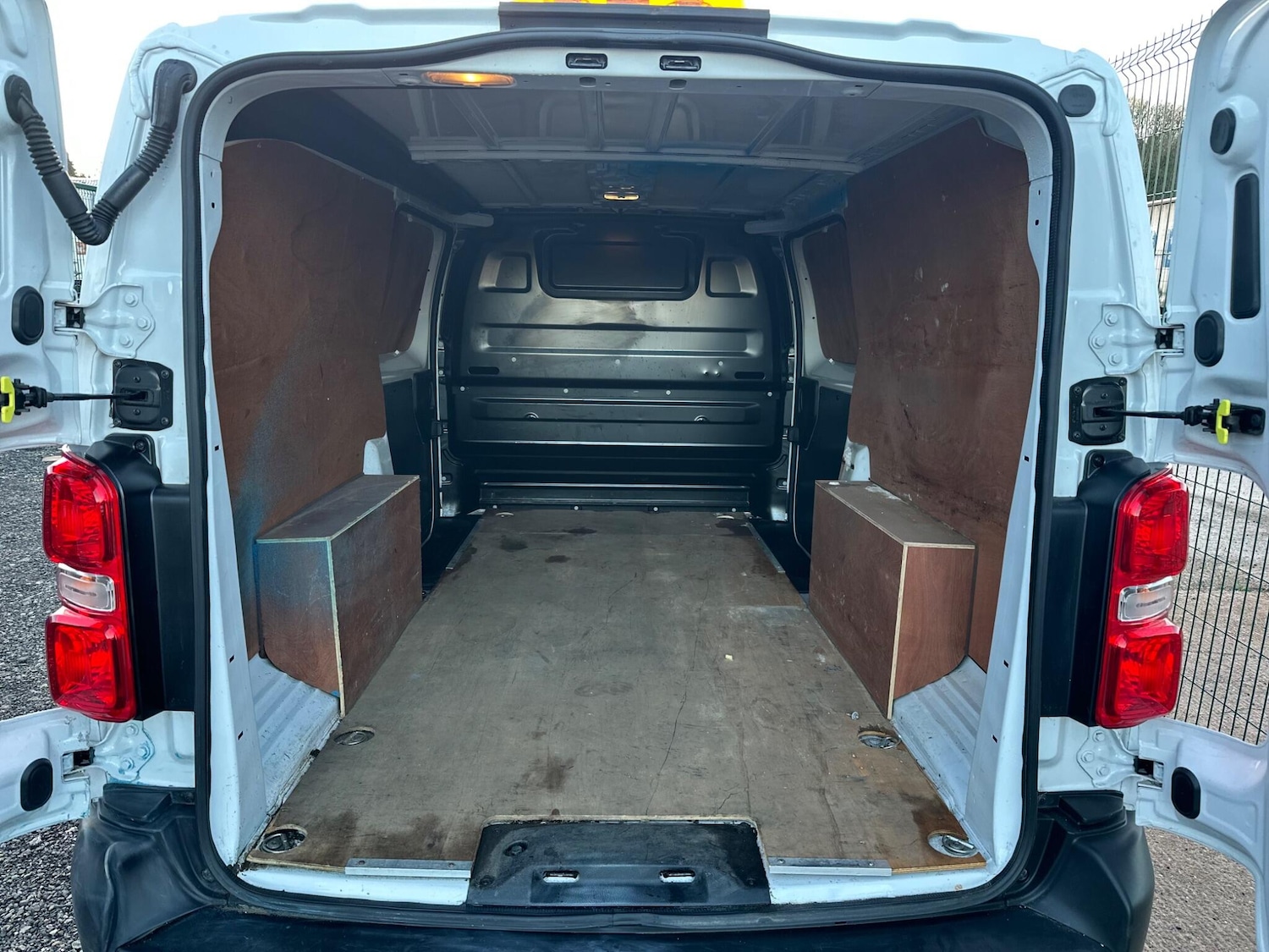 Used Vauxhall Vivaro 2022 for sale - 77015296: Photo 11