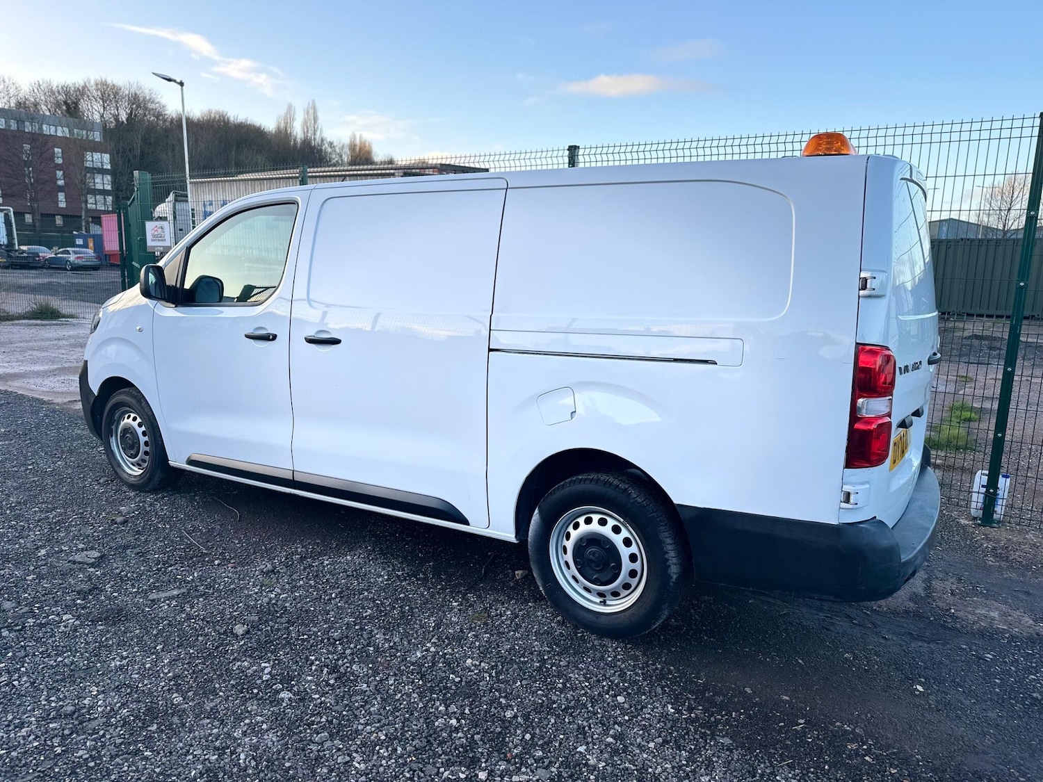Used Vauxhall Vivaro 2022 for sale - 77015296: Photo 14