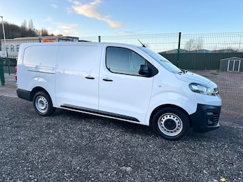 Used Vauxhall Vivaro 2022 for sale - 77015296: Photo