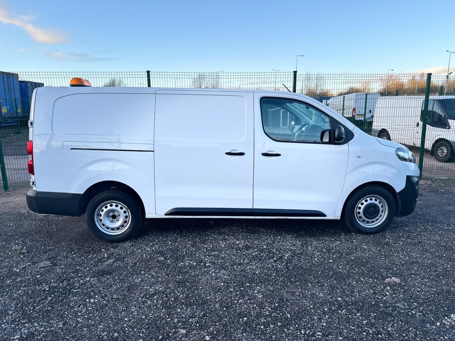 Used Vauxhall Vivaro 2022 for sale - 77015296: Photo 5