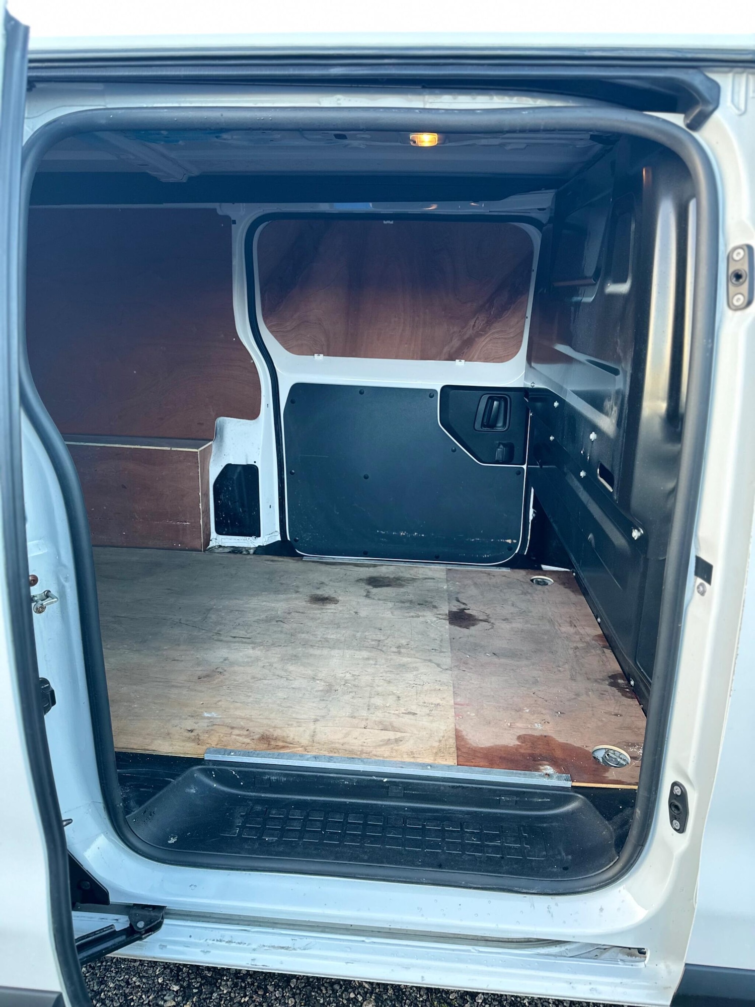 Used Vauxhall Vivaro 2022 for sale - 77015296: Photo 7