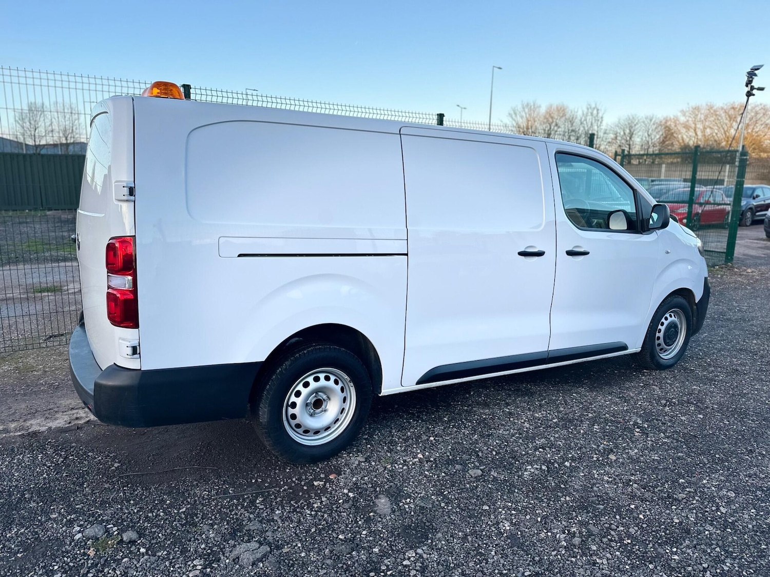 Used Vauxhall Vivaro 2022 for sale - 77015296: Photo 8