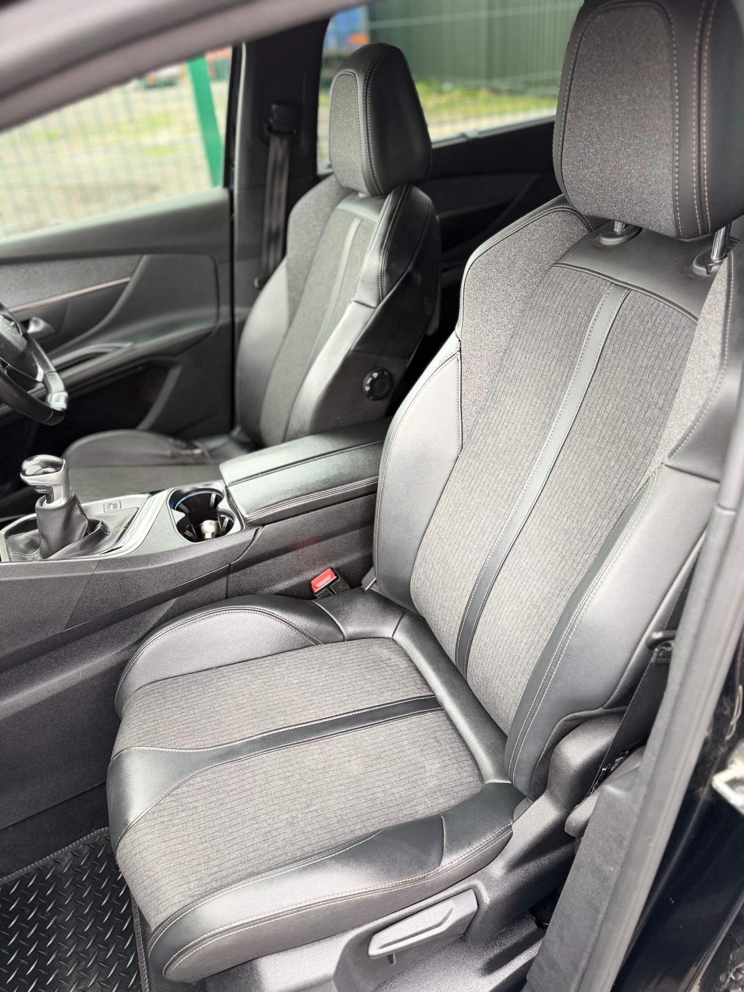 Used Peugeot 5008 2019 for sale - 77794029: Photo 37