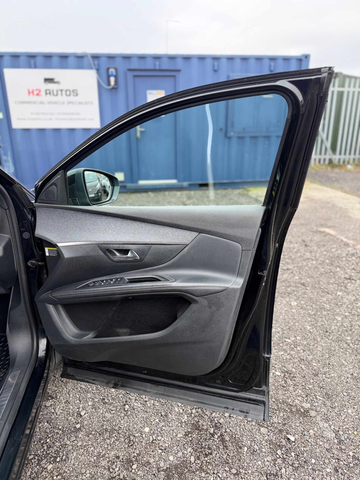 Used Peugeot 5008 2019 for sale - 77794029: Photo 44