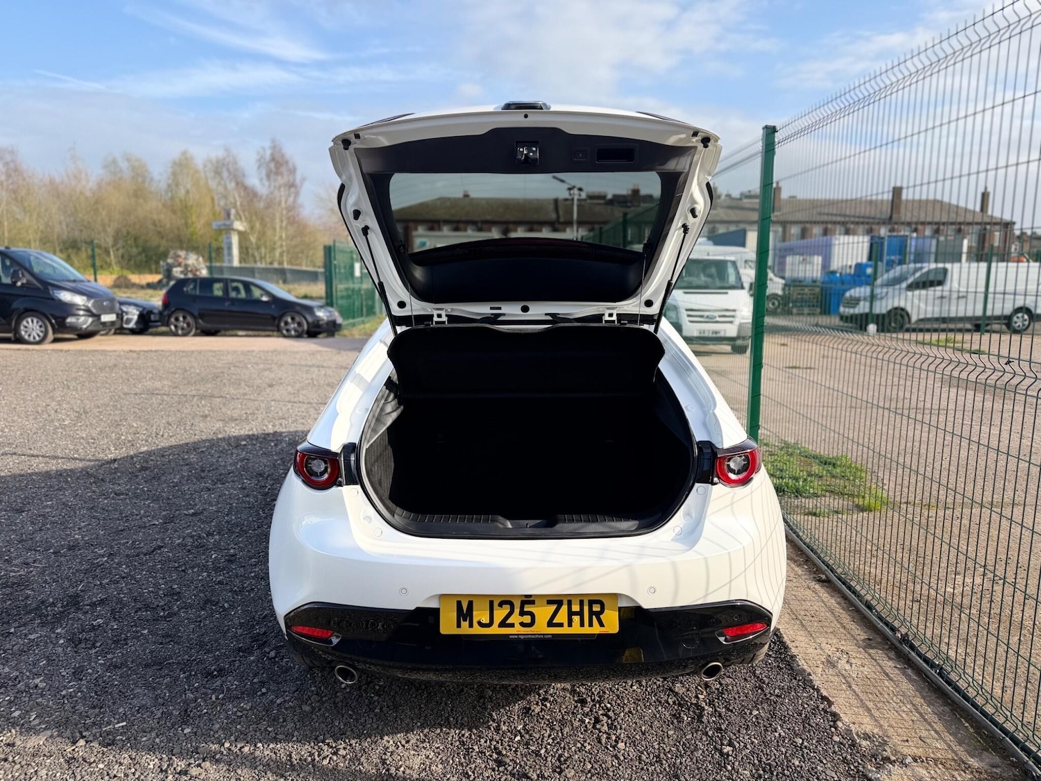 Used Mazda Mazda3 2025 for sale - 78047581: Photo 16