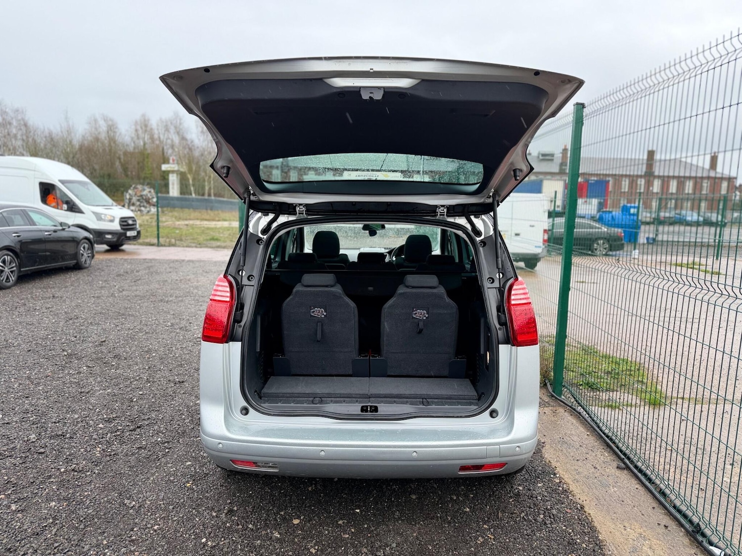 Used Peugeot 5008 2015 for sale - 77538187: Photo 17