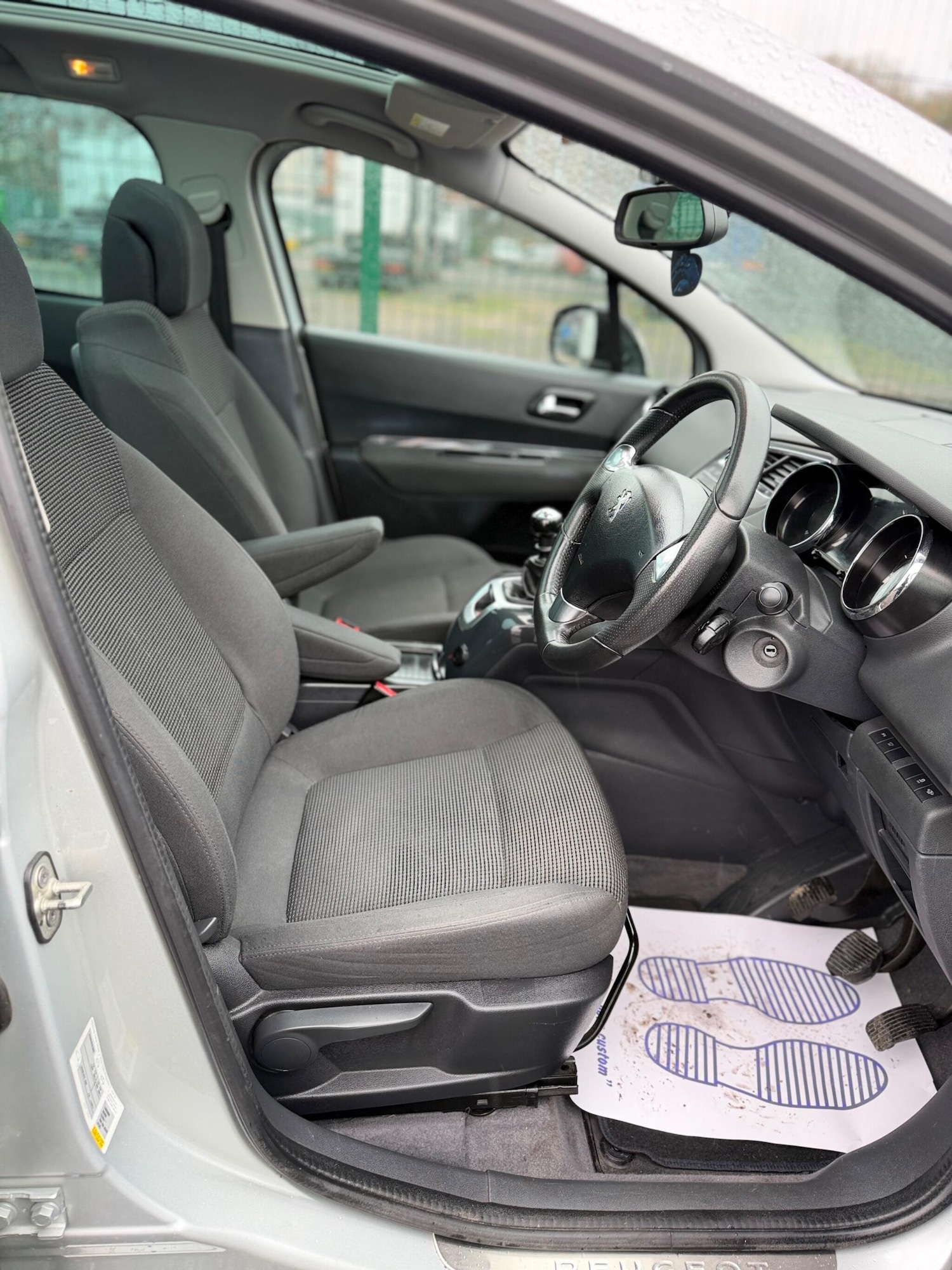 Used Peugeot 5008 2015 for sale - 77538187: Photo 42