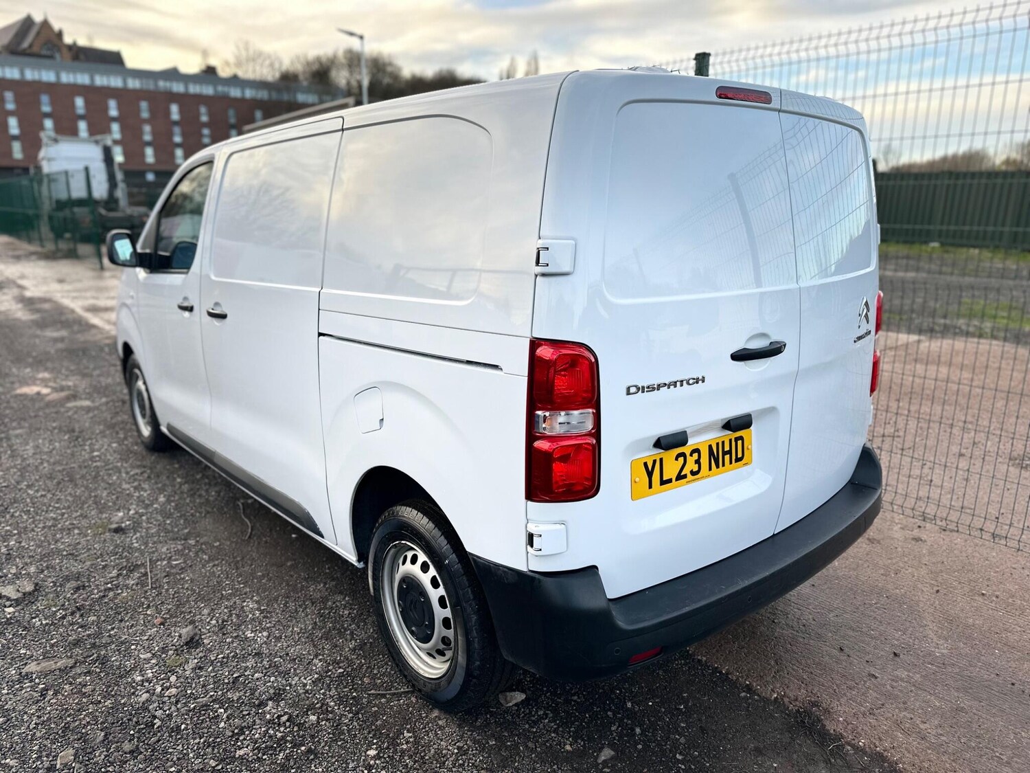 Used Citroen Dispatch 2023 for sale - 76865259: Photo 13