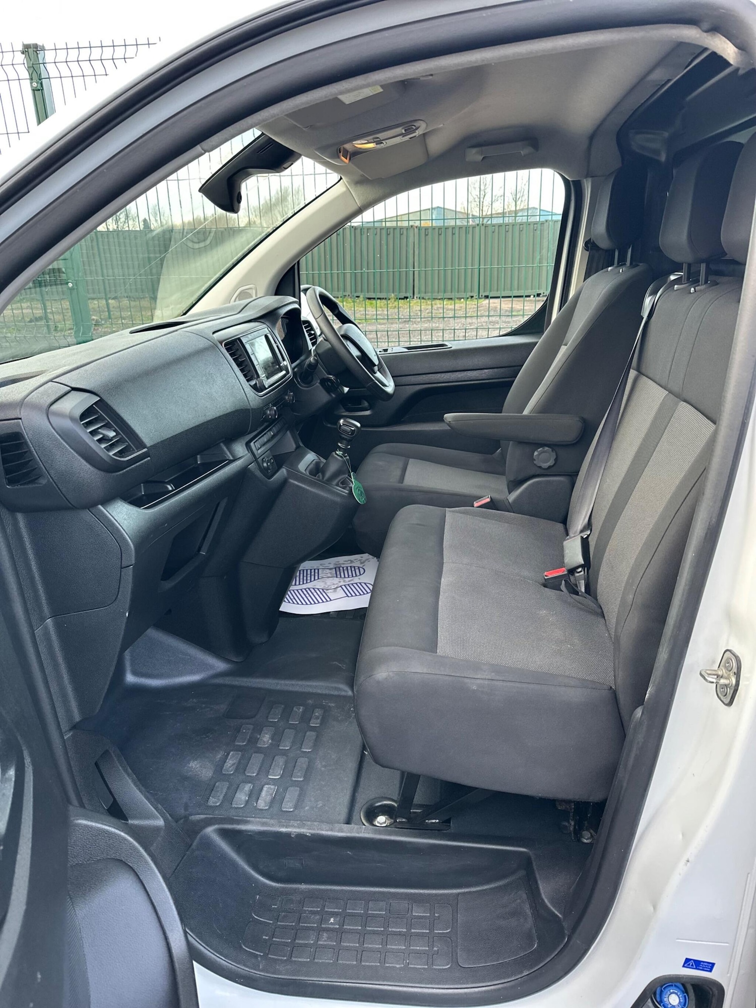 Used Citroen Dispatch 2023 for sale - 76865259: Photo 24