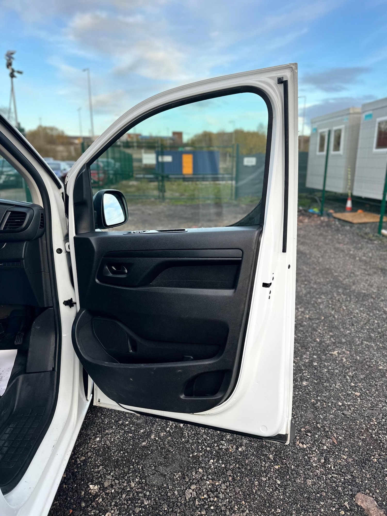 Used Citroen Dispatch 2023 for sale - 76865259: Photo 30