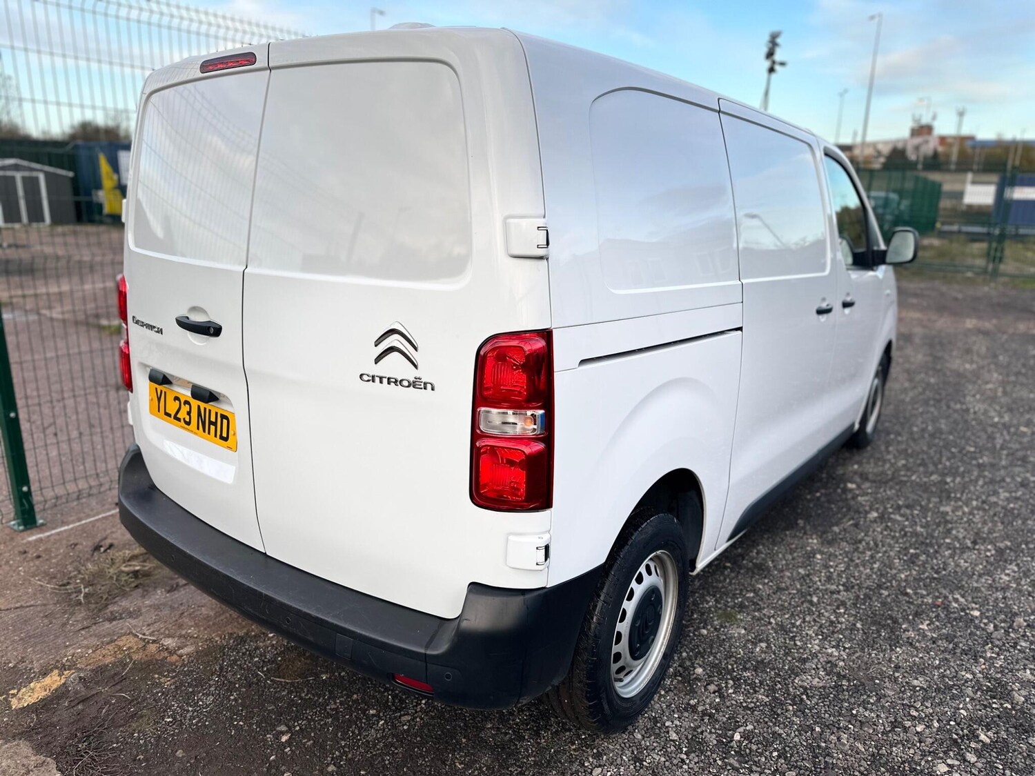 Used Citroen Dispatch 2023 for sale - 76865259: Photo 9