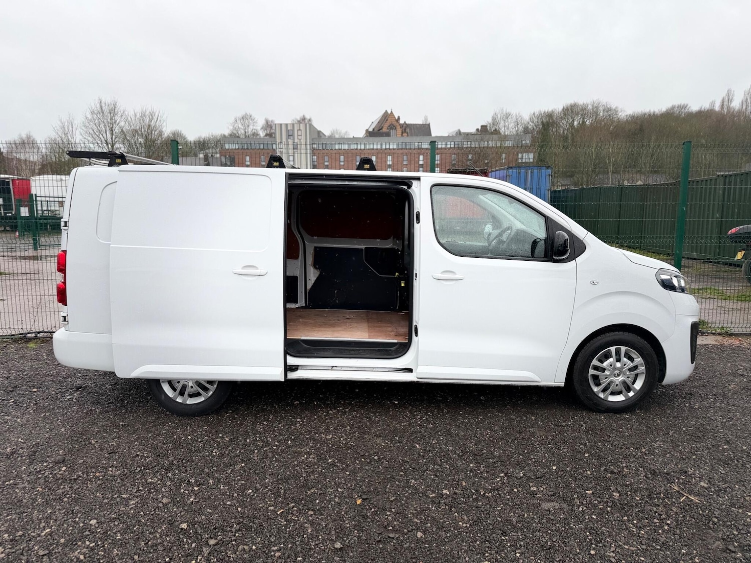 Used Vauxhall Vivaro 2022 for sale - 77909461: Photo 6