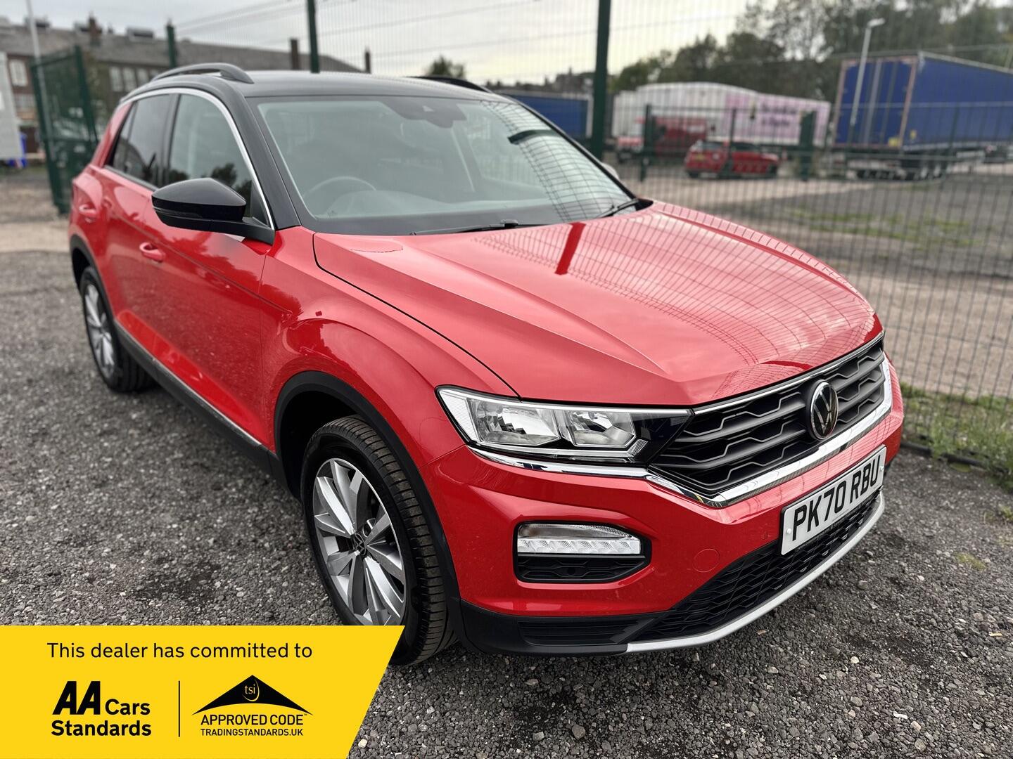 Used Volkswagen T-Roc 2020 for sale - 76137625: Photo 1