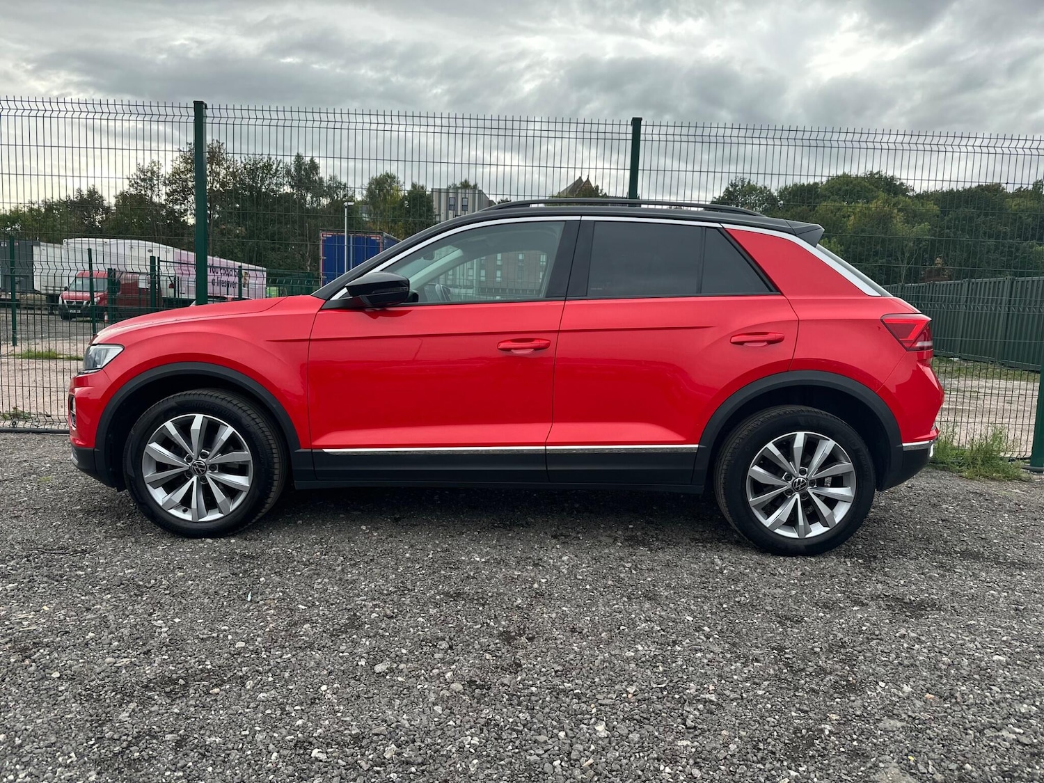 Used Volkswagen T-Roc 2020 for sale - 76137625: Photo 22