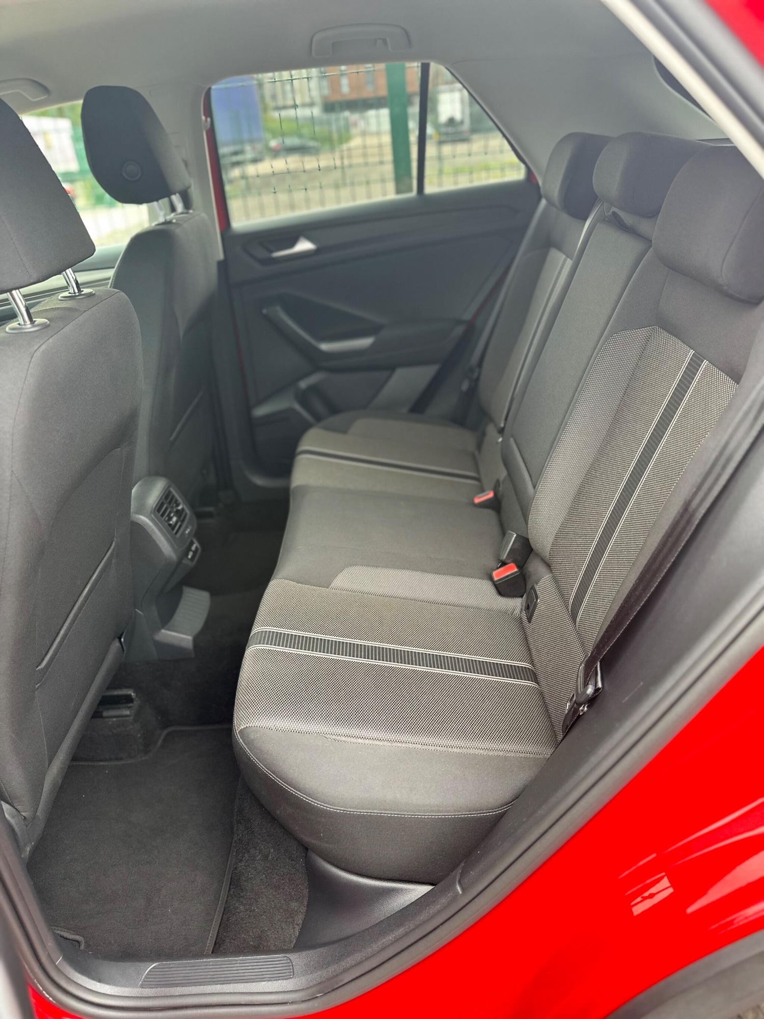 Used Volkswagen T-Roc 2020 for sale - 76137625: Photo 29