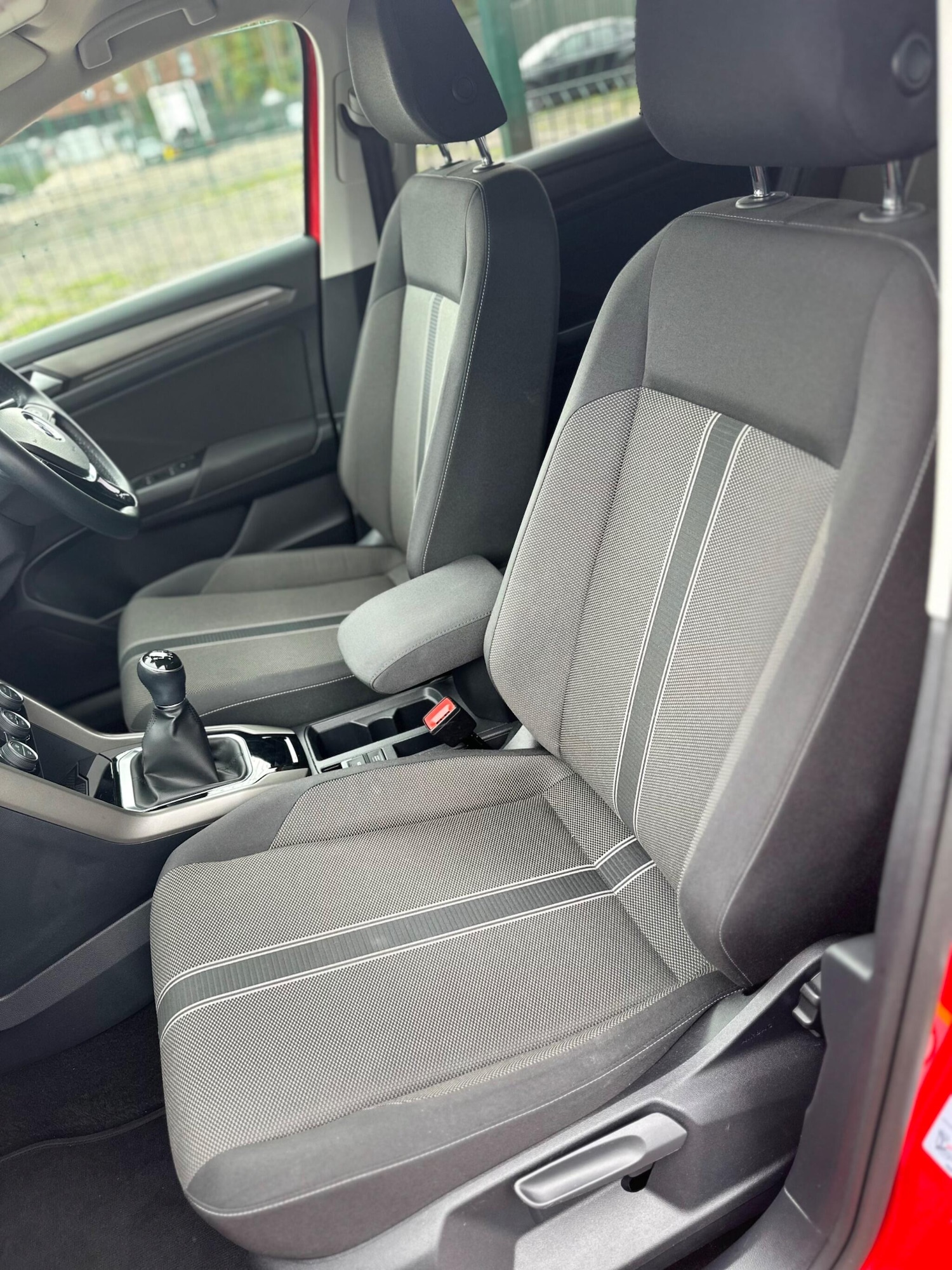Used Volkswagen T-Roc 2020 for sale - 76137625: Photo 34