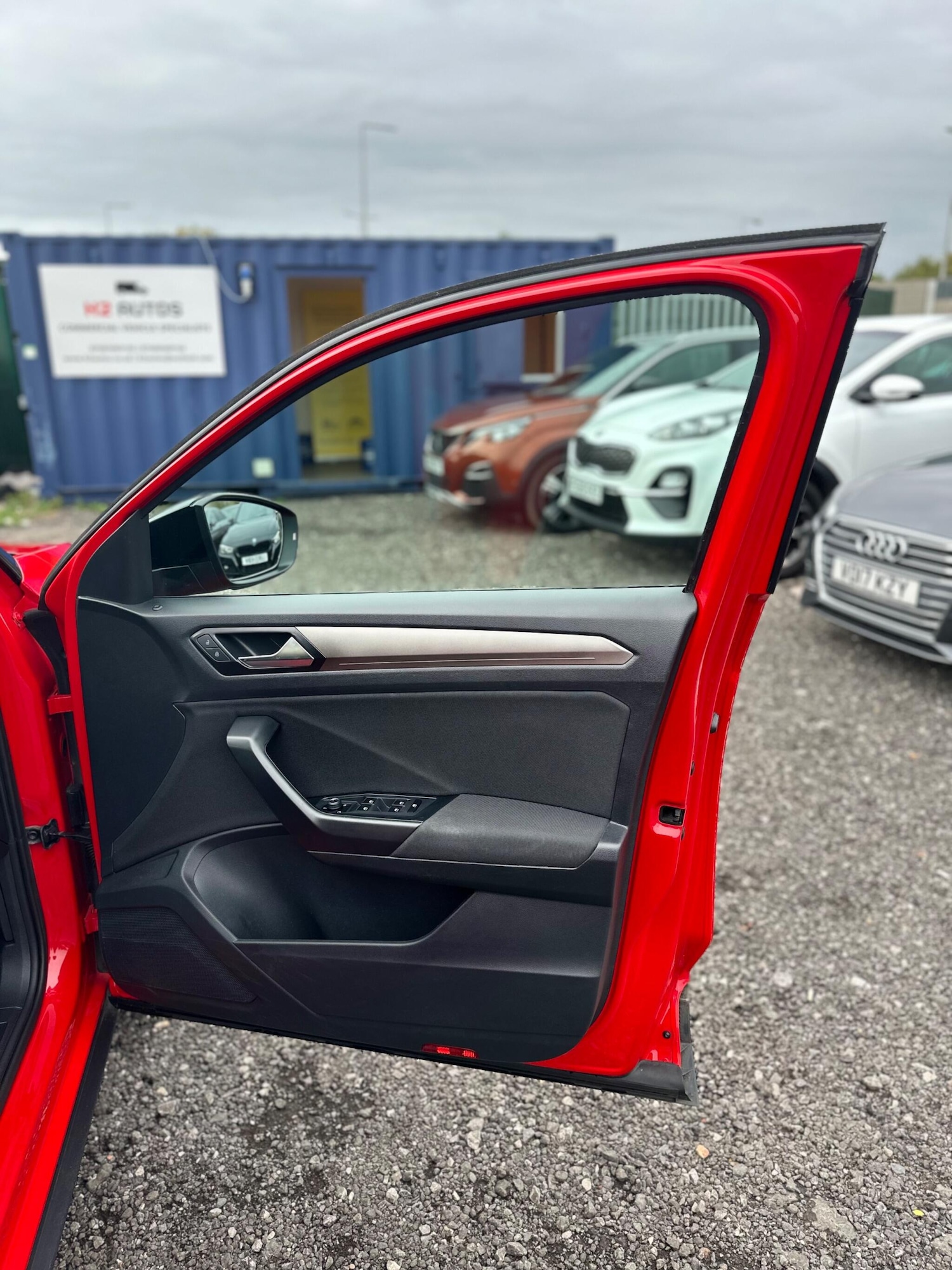 Used Volkswagen T-Roc 2020 for sale - 76137625: Photo 41