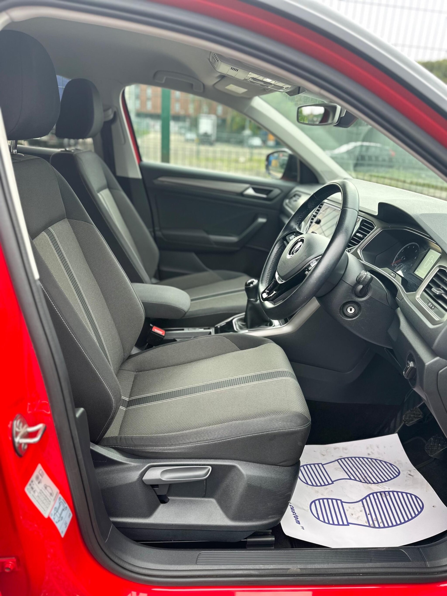 Used Volkswagen T-Roc 2020 for sale - 76137625: Photo 42