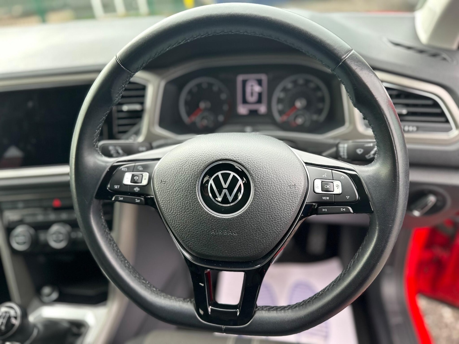 Used Volkswagen T-Roc 2020 for sale - 76137625: Photo 45
