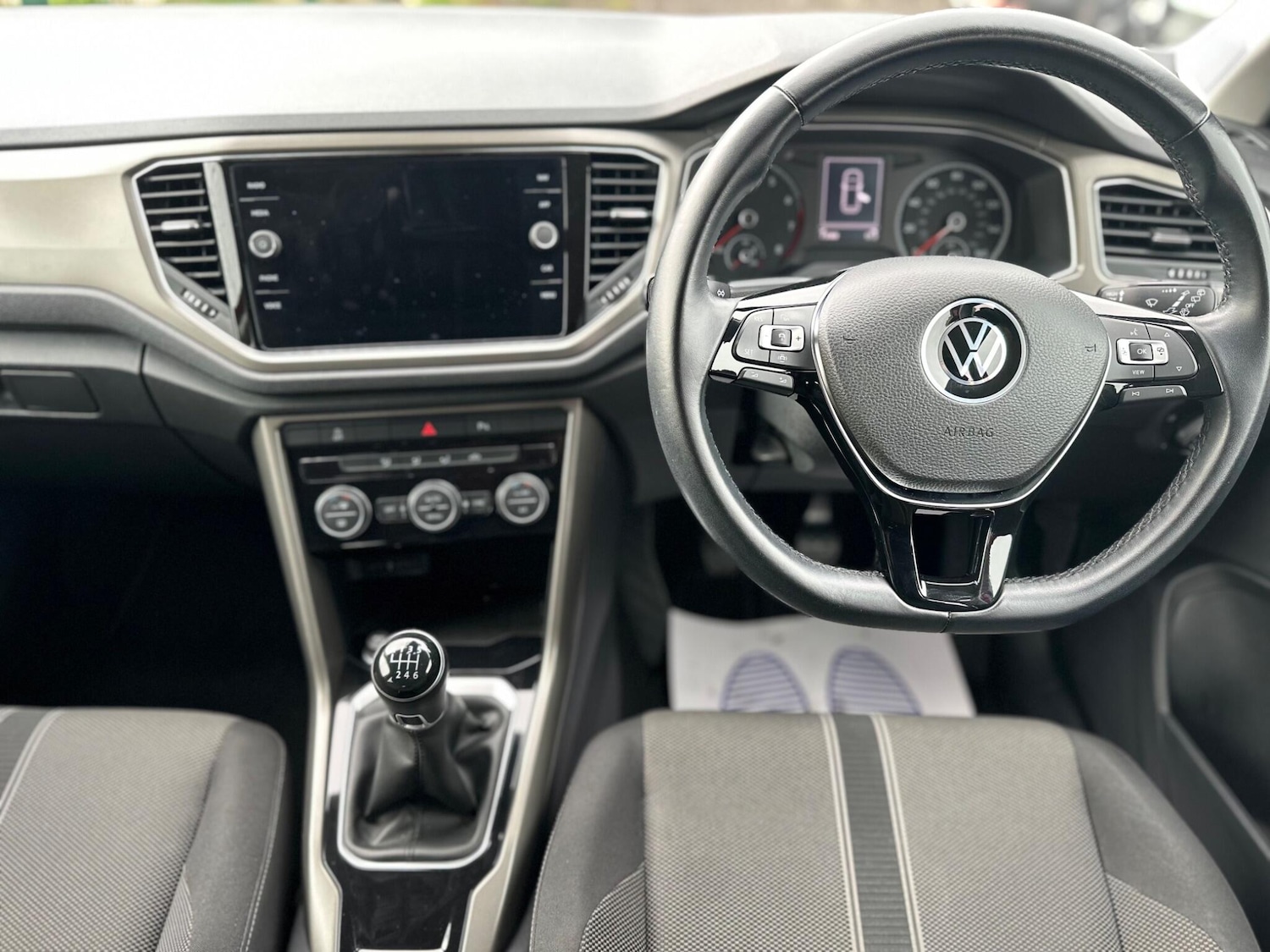 Used Volkswagen T-Roc 2020 for sale - 76137625: Photo 46