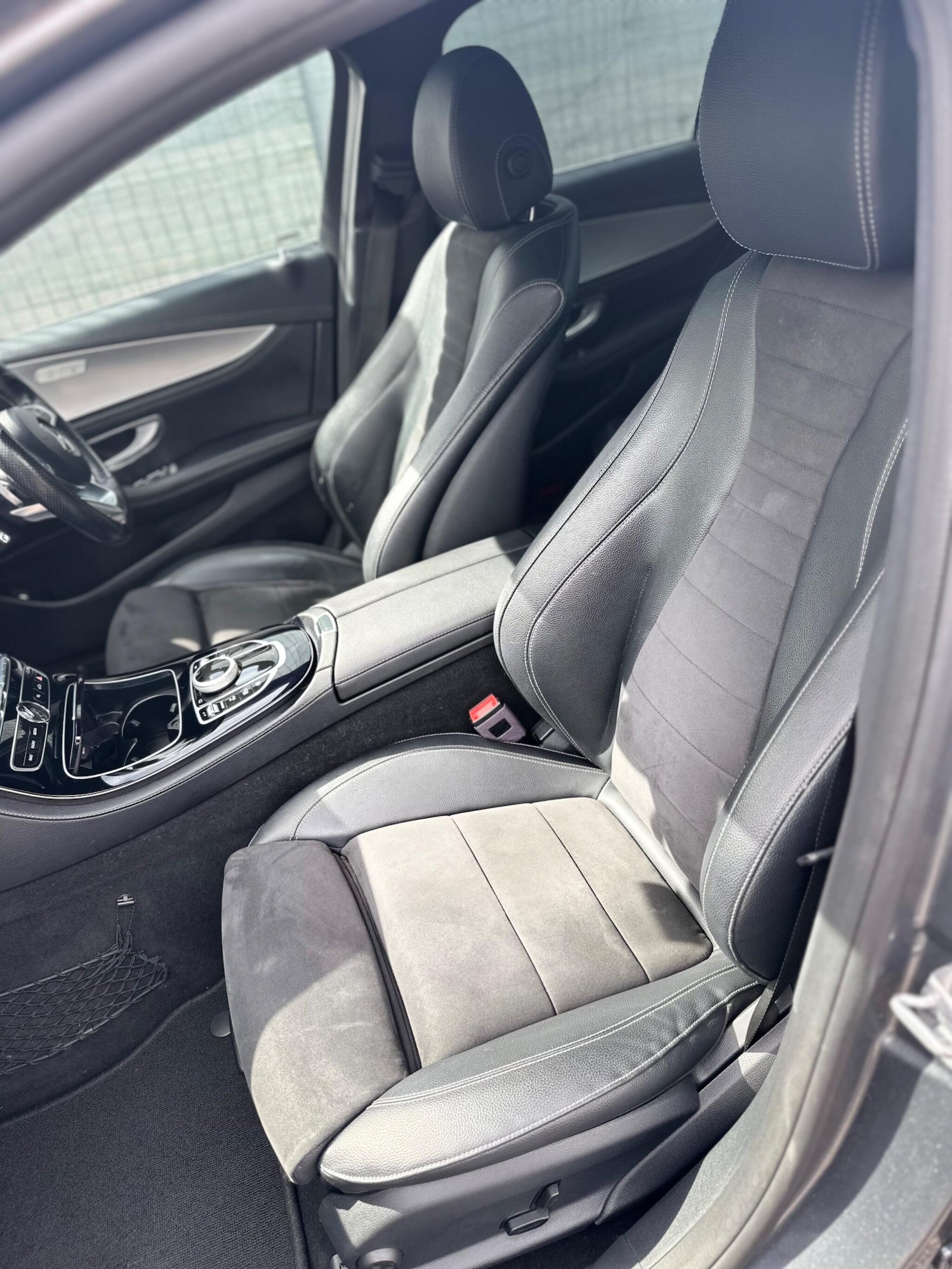Used Mercedes-Benz E Class 2017 for sale - 75720582: Photo 35