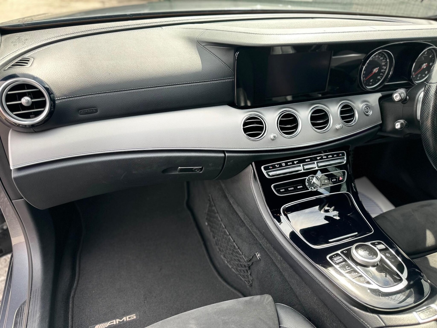 Used Mercedes-Benz E Class 2017 for sale - 75720582: Photo 37