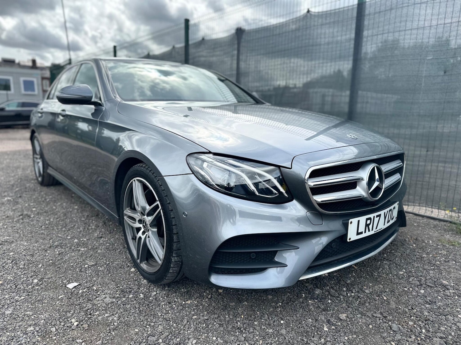 Used Mercedes-Benz E Class 2017 for sale - 75720582: Photo 4