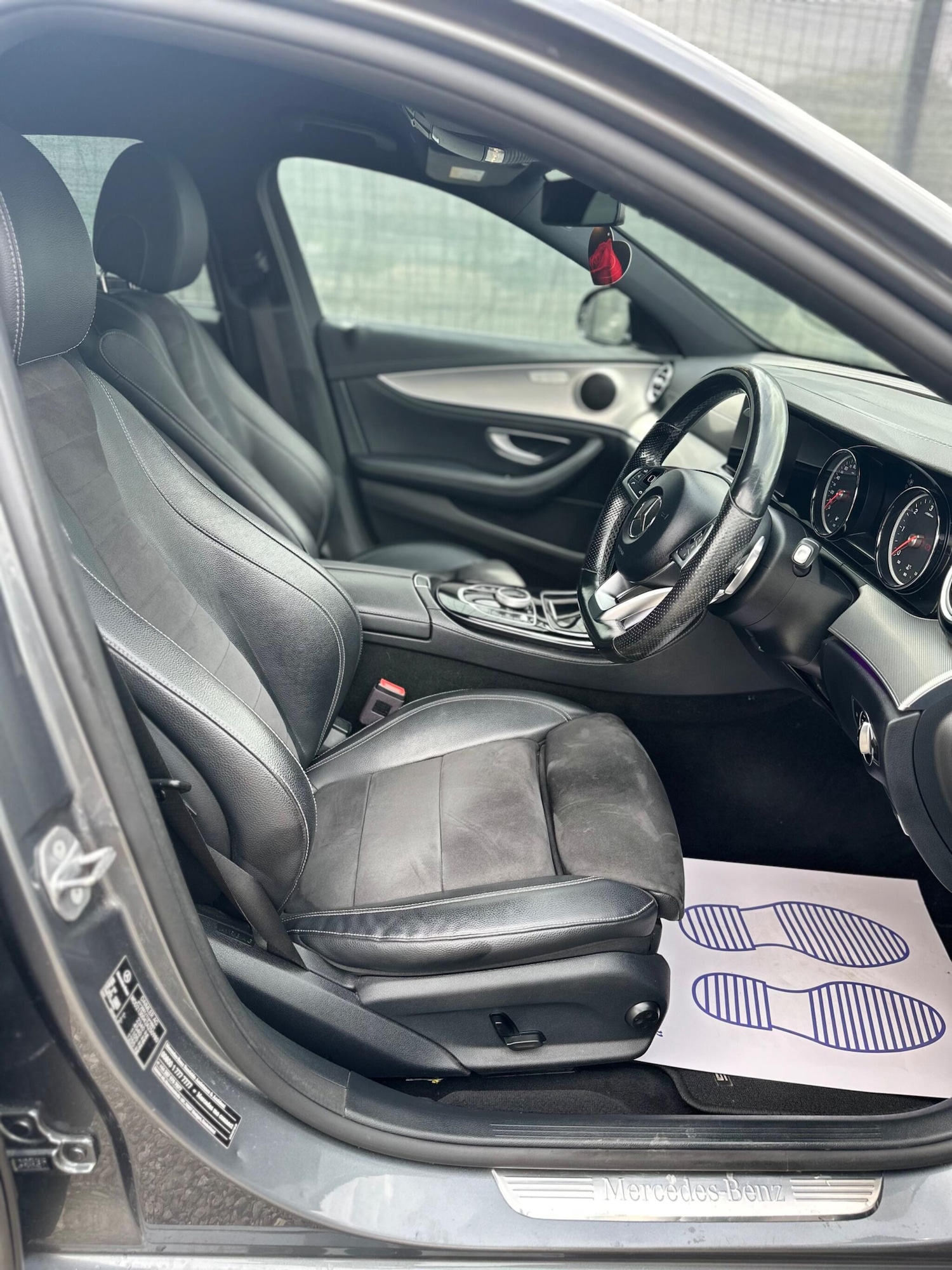 Used Mercedes-Benz E Class 2017 for sale - 75720582: Photo 43