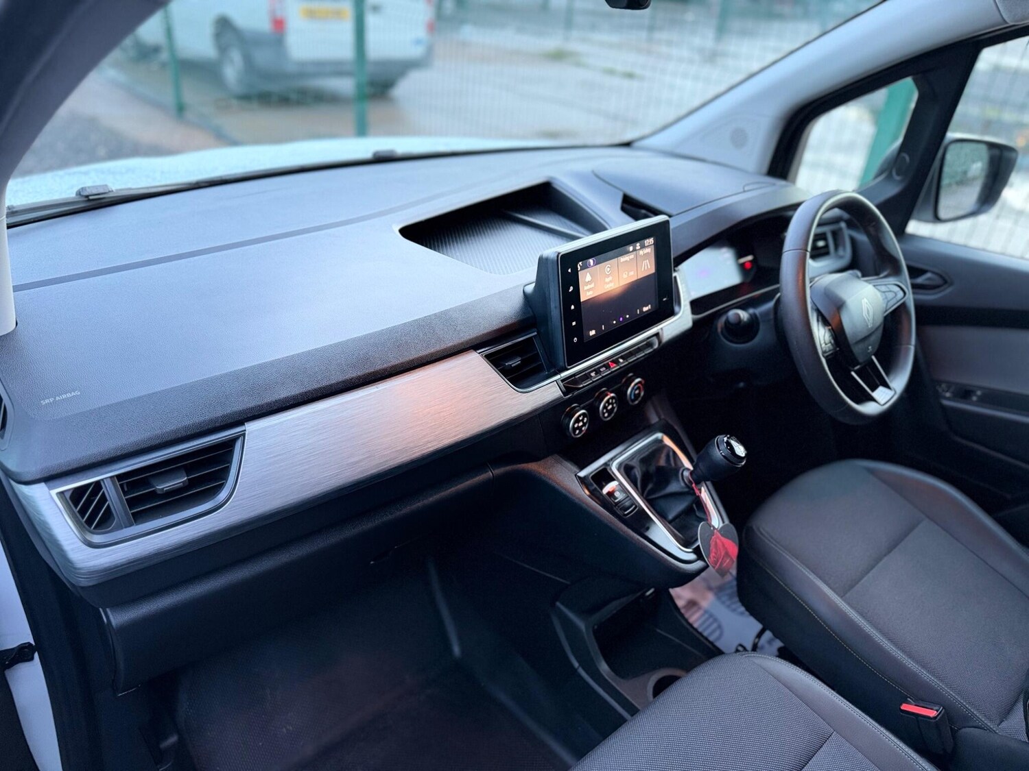 Used Renault Kangoo 2024 for sale - 77625186: Photo 26