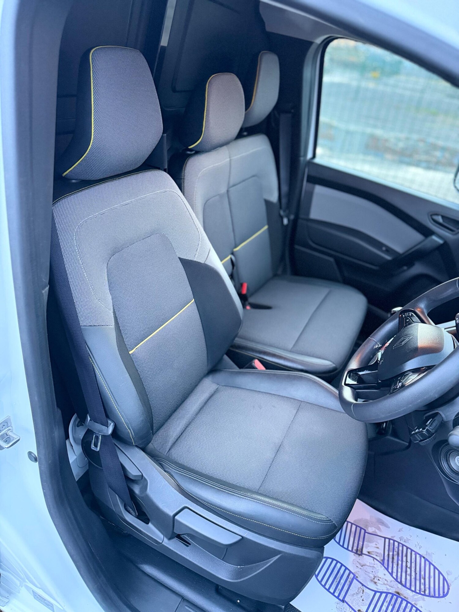 Used Renault Kangoo 2024 for sale - 77625186: Photo 32