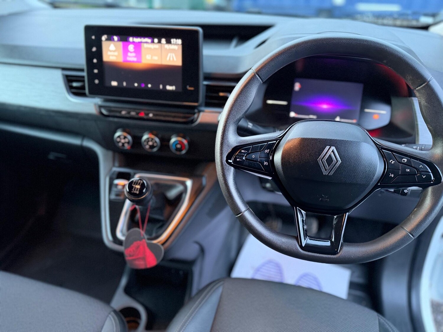 Used Renault Kangoo 2024 for sale - 77625186: Photo 35