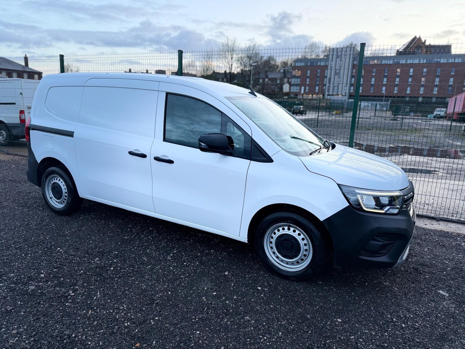 Used Renault Kangoo 2024 for sale - 77625186: Photo 4